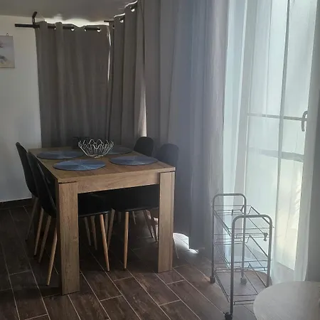شقة Transilvaniya سوزوبول